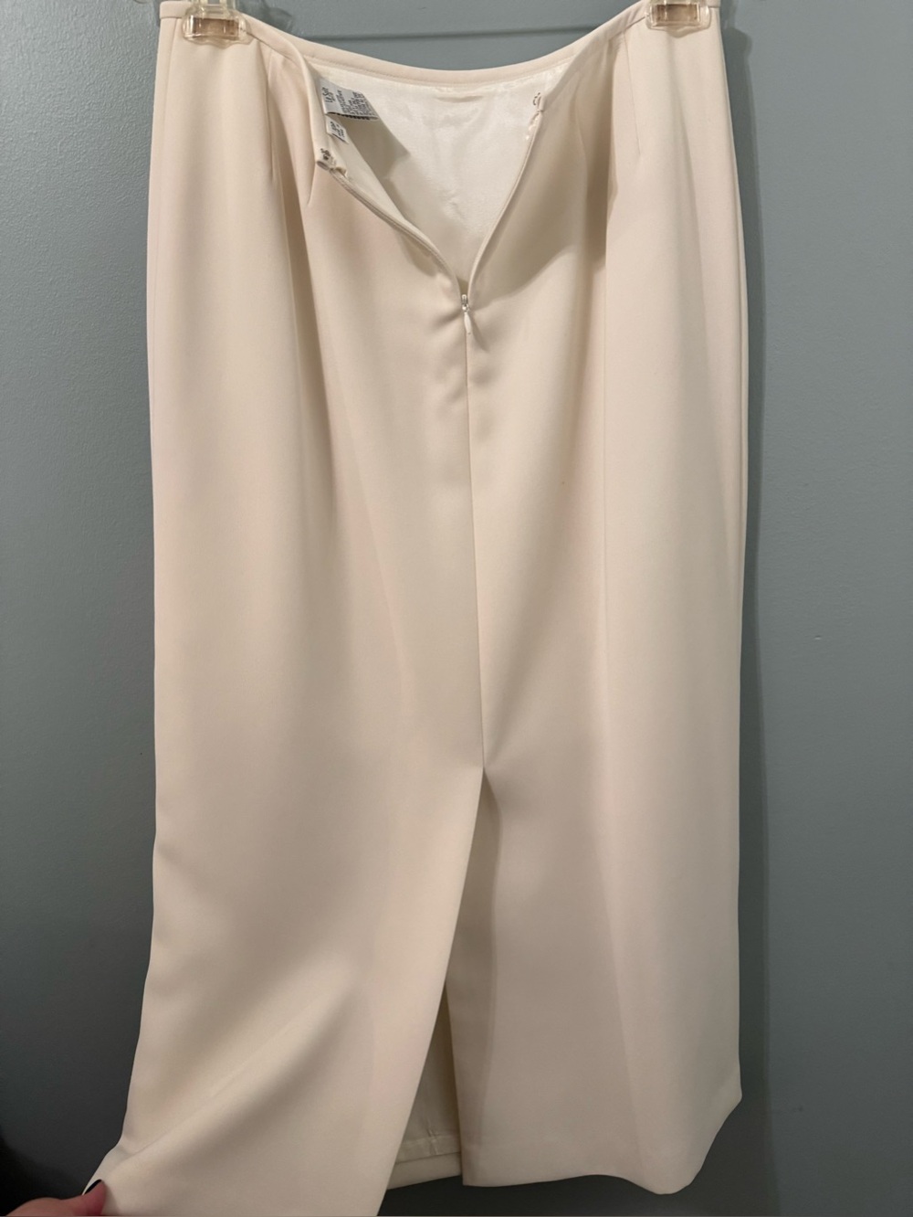 Vintage Le Suit Cream Women's Jacket and Skirt Suit Set Size 10P - Picture 10 of 13
